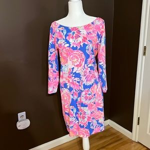 Lilly Pulitzer. Size L. Knee Length dress. Long Sleeves. Never worn. Tropical
